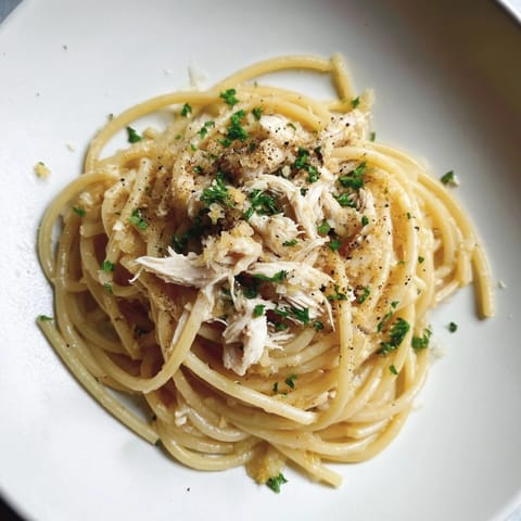 Simple Garlic Butter Bucatini Chicken