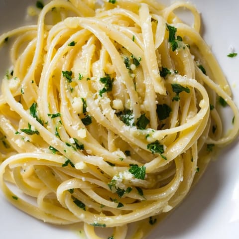 Garlic Butter Linguine Delight